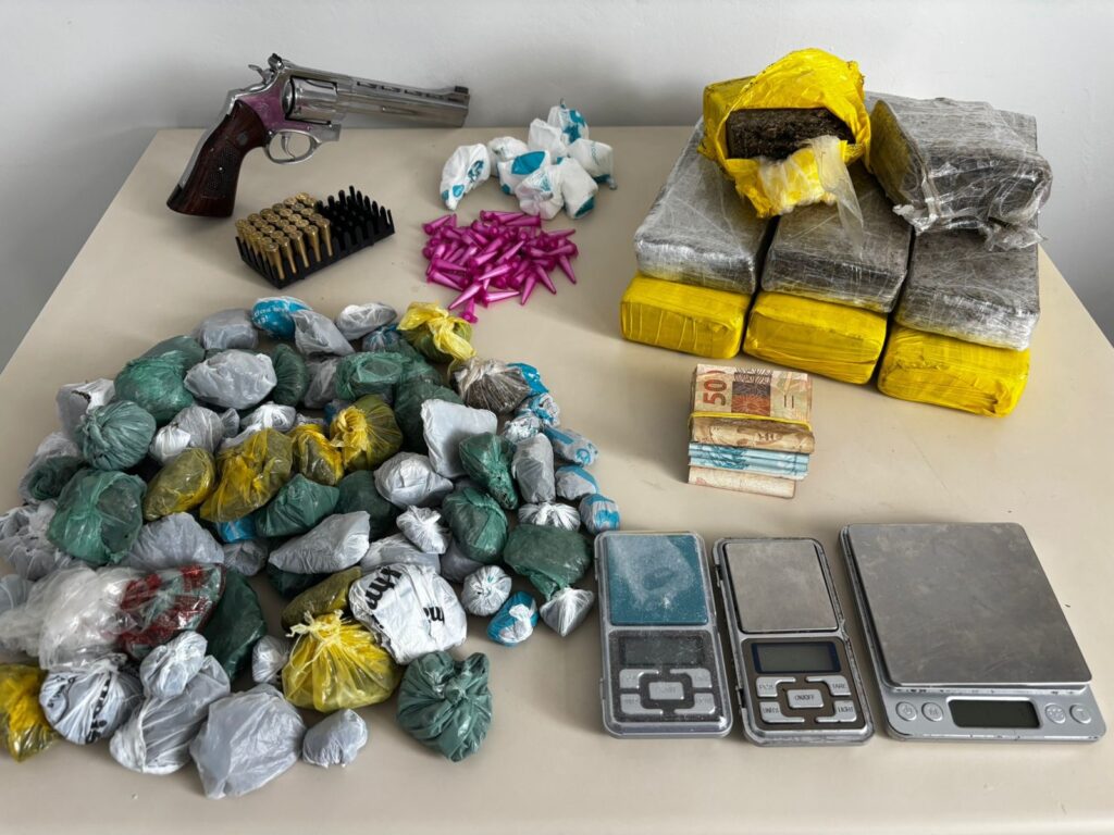 Tráfico de drogas tem fiança? Karen Alves advogada criminalista atua na defesa de acusados de tráfico em todo o Brasil.